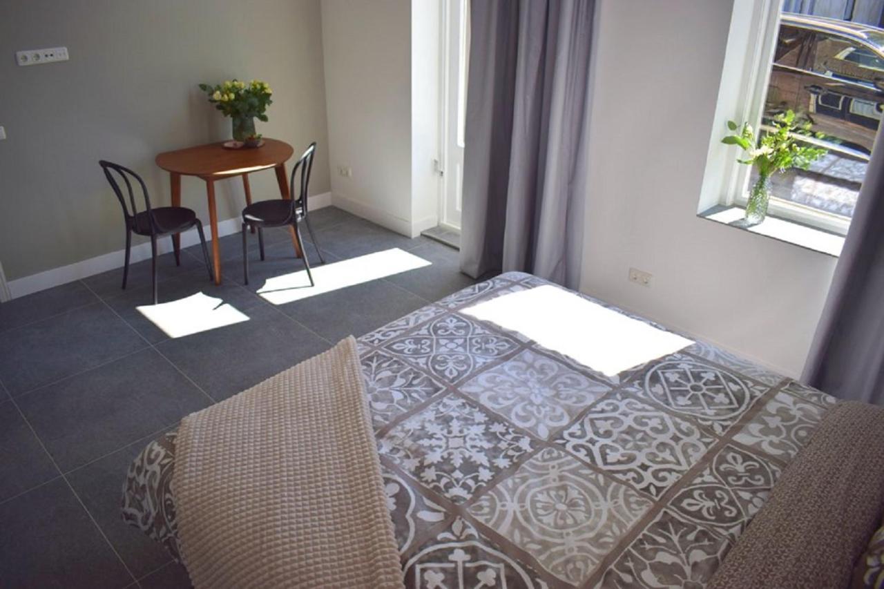 Bed and Breakfast "In De Kloosterhof" Gratis Prive Parkeren Assen Exteriér fotografie