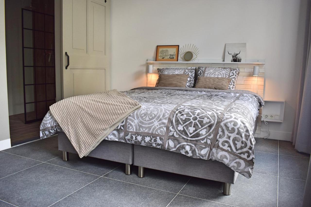 Bed and Breakfast "In De Kloosterhof" Gratis Prive Parkeren Assen Exteriér fotografie